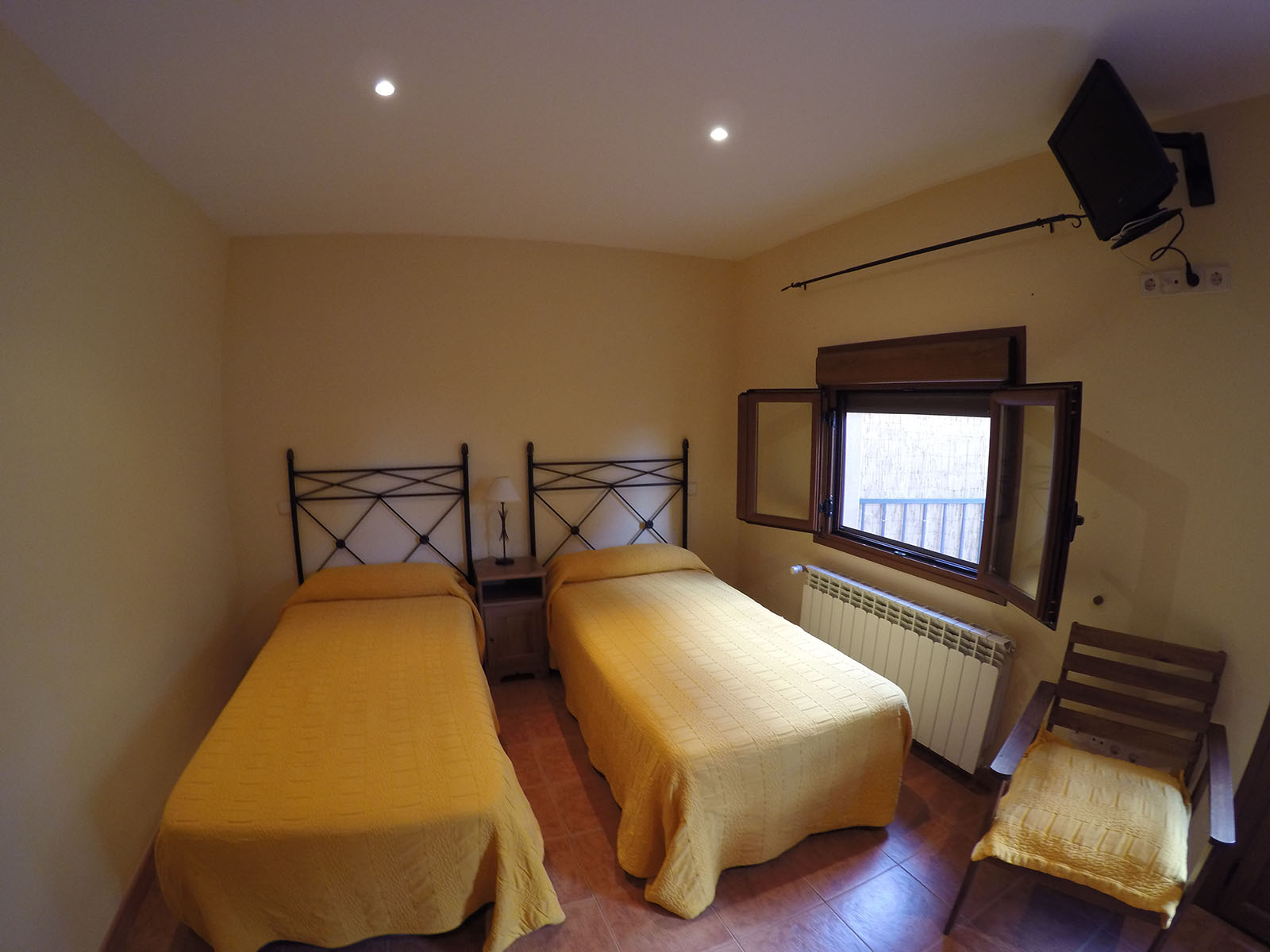 habitación doble con dos camas individuales